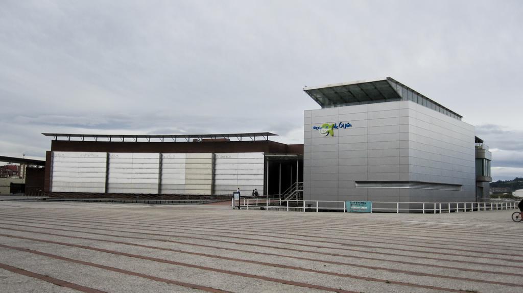 Espacio Gijon Poniente Exterior photo